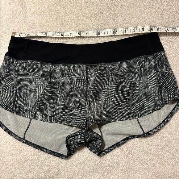Lululemon Speed Up Short *2.5" Velocity Mesh Island Mist Black - Picture 7 of 15